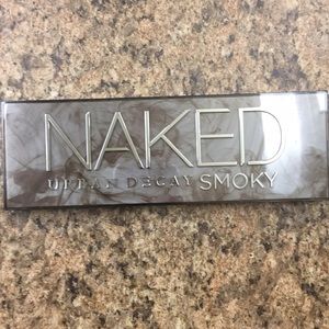 Urban Decay Smoky Palette